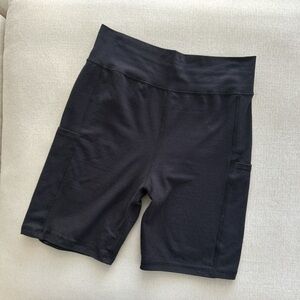 JUNGMAVEN: BIKE SHORTS WITH POCKETS